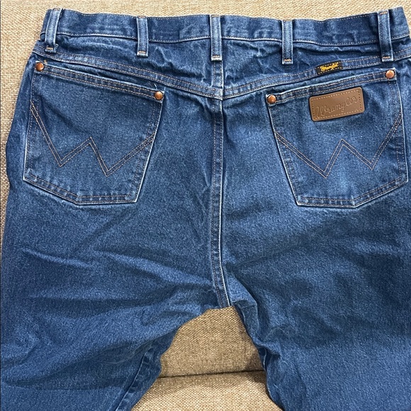 Wrangler Jeans Style 13MWZ Cowboy Cut 38x38 - Picture 3 of 14